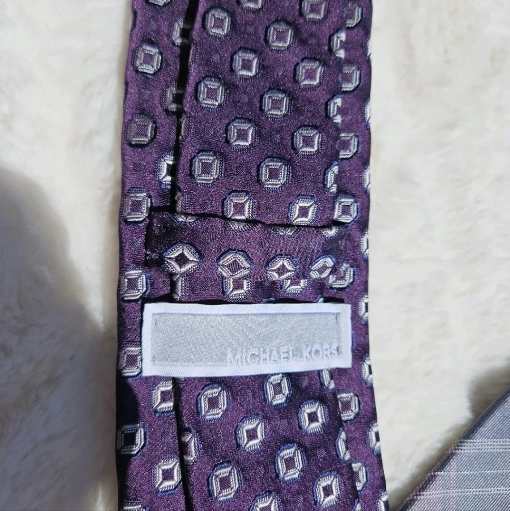 MICHAEL KORS Set Of Two Men's 100% Silk Ties Purple & Grey Geometric Design EUC
